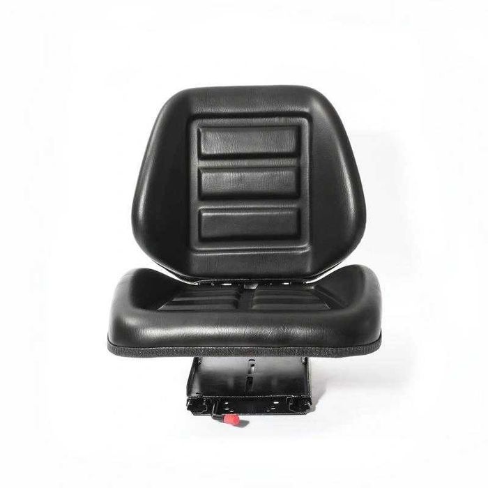 Scaun negru cu reglaj pentru tractor