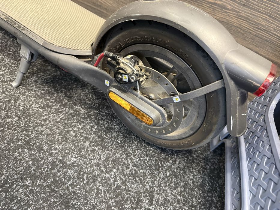 MrsAmanet: trotineta electrica xiaomi 4