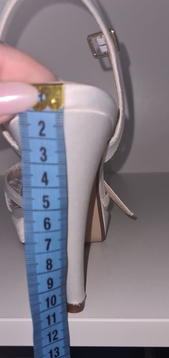 Sandale mireasa albe