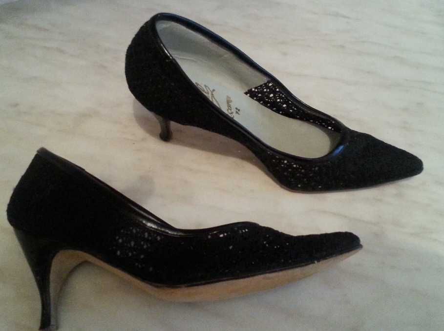 Pantofi de dama, din plasa/dantela, negri, deosebiti
