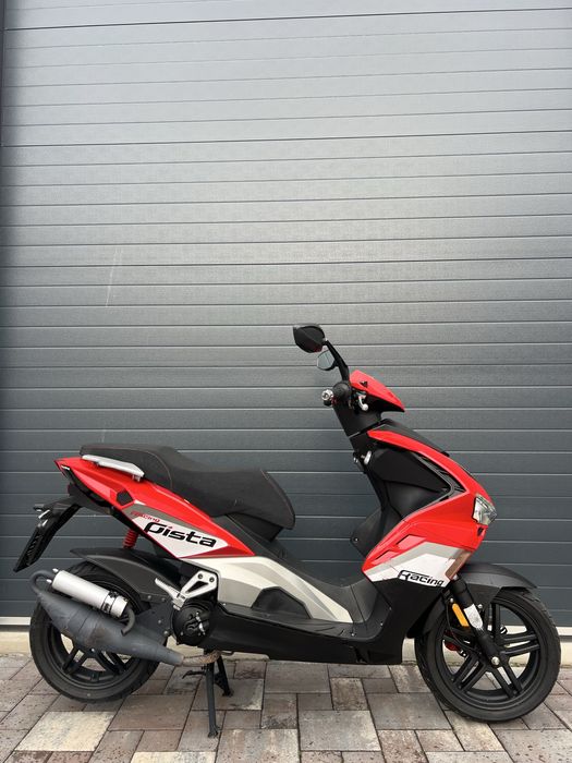 Scuter Beeline Pista 49Cc 2T Full Led