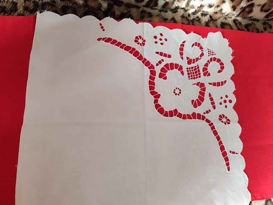 Салфетки советские с вышивкой ришилье