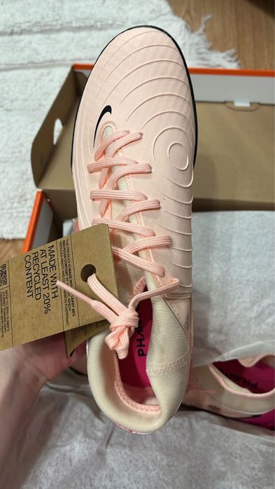 Футбольные кроссовки Nike новые