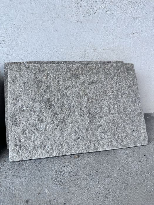 Естествен камък оформен-Размери 30-20см