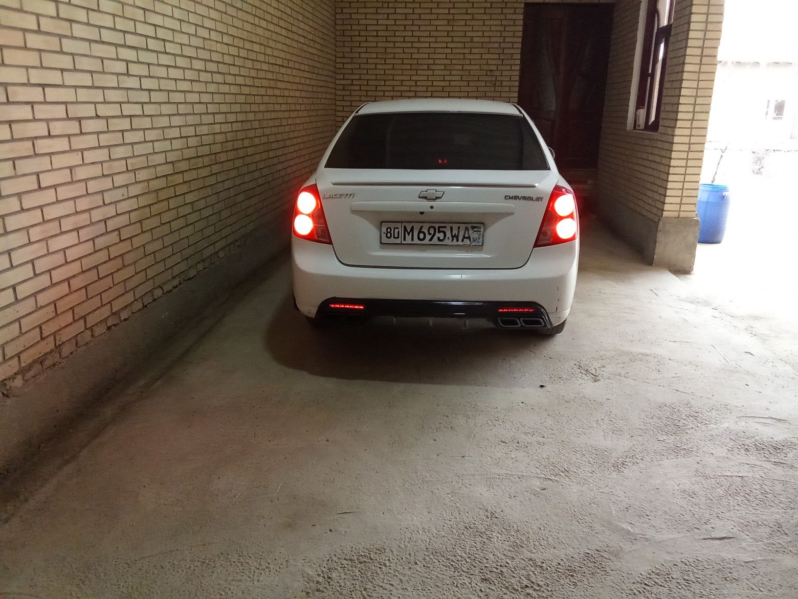 Lacetti 1.8 йили 2012