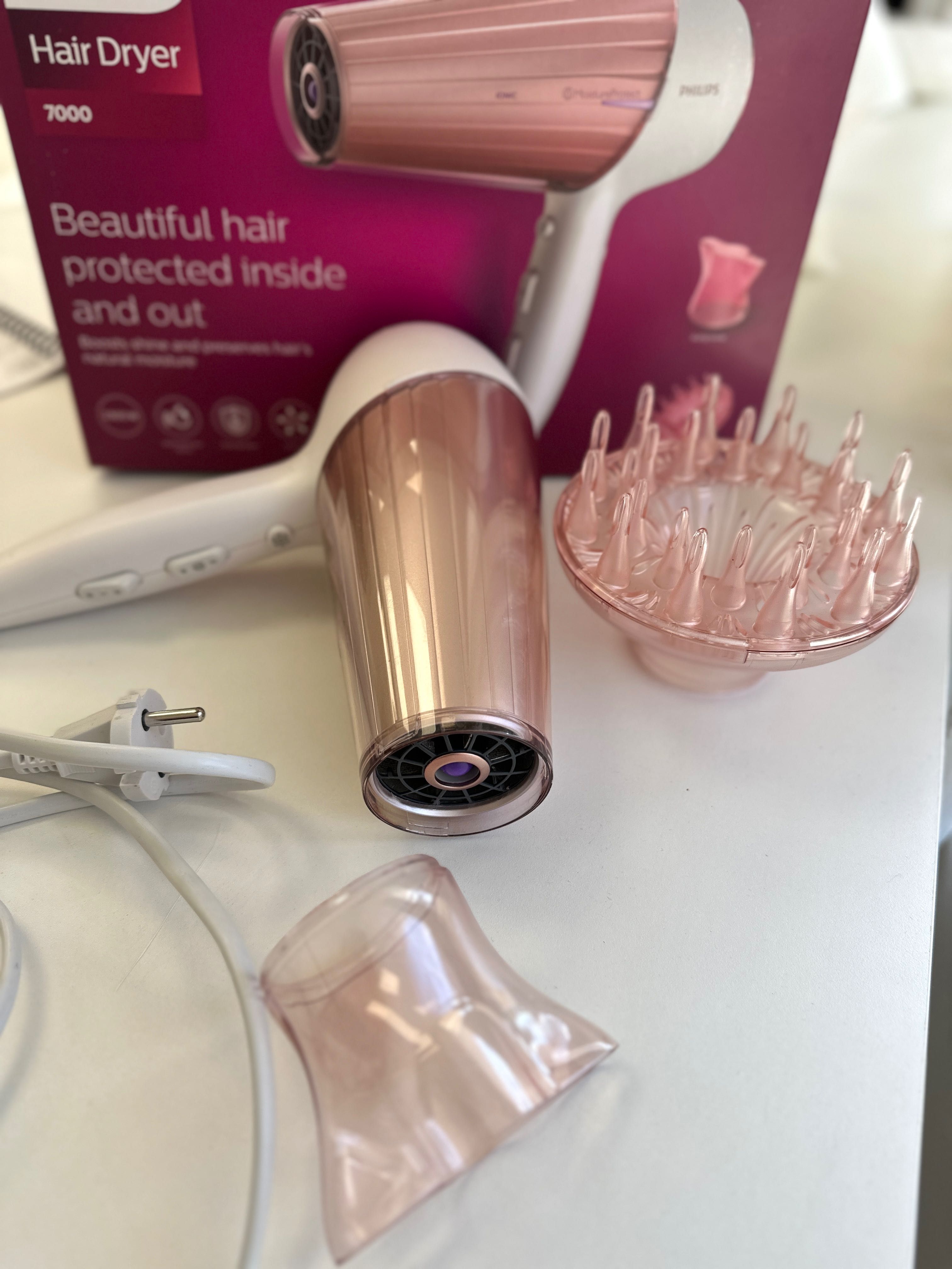 Сешоар Philips Moisture Protect
