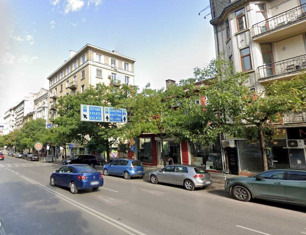 Дава се под наем Тристаен апартамент в София, Лозенец - 80 кв.м за 612 € - Снимка #1