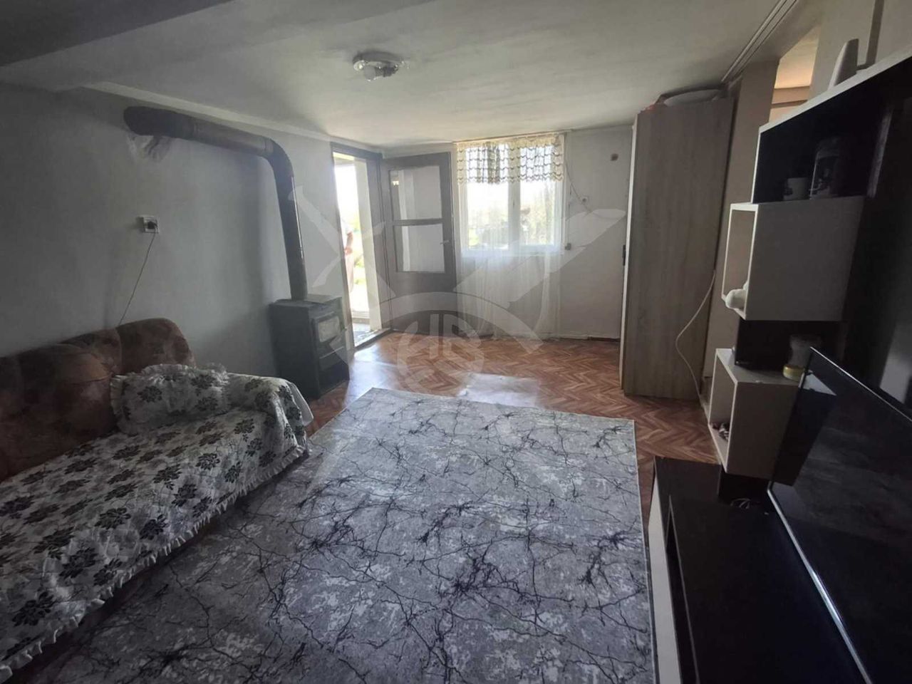 Продава се Къща в с. Загорци, Област Бургас - 100 кв.м за 250 €/кв.м - Снимка #2