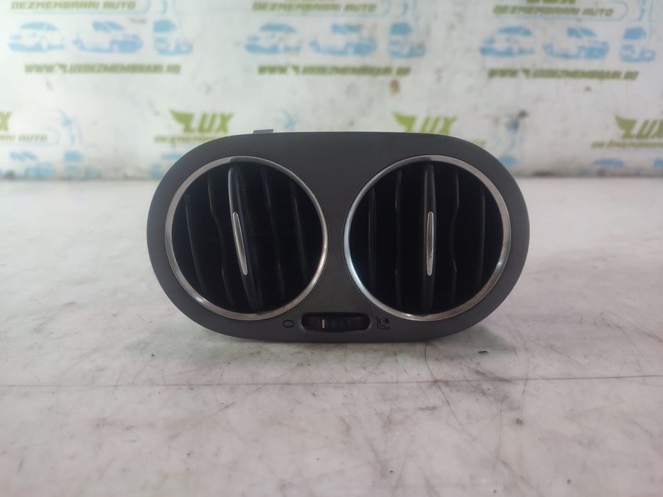 Grila ventilatie bord 5M0819709 Volkswagen VW Tiguan 1 5N [2007 - 201