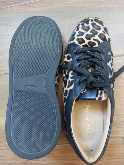 Обувки естествена кожа 39