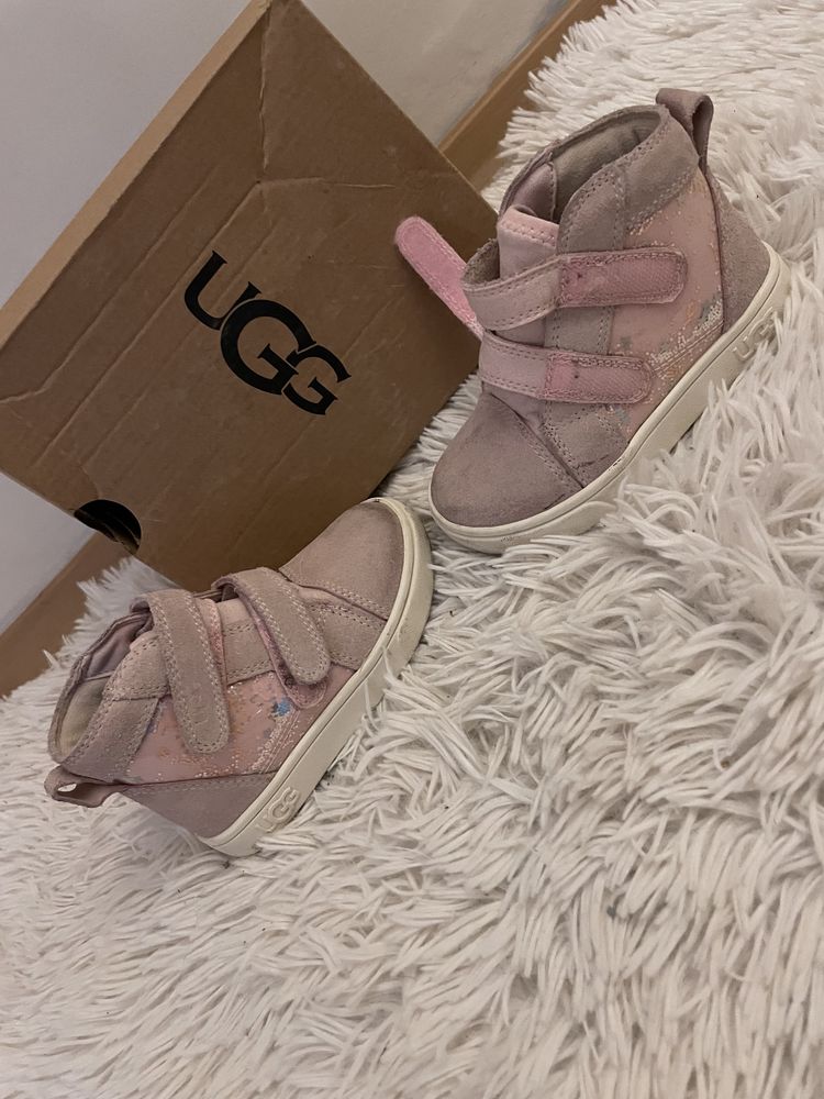 Детски кецове UGG зимни ботуши UGG  и Elefanten