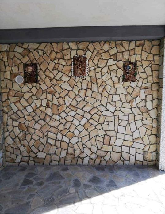 Piatră naturală transport si montaj oiunde in tara