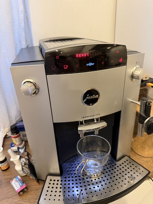 Vand Esspresor Jura Impressa F70