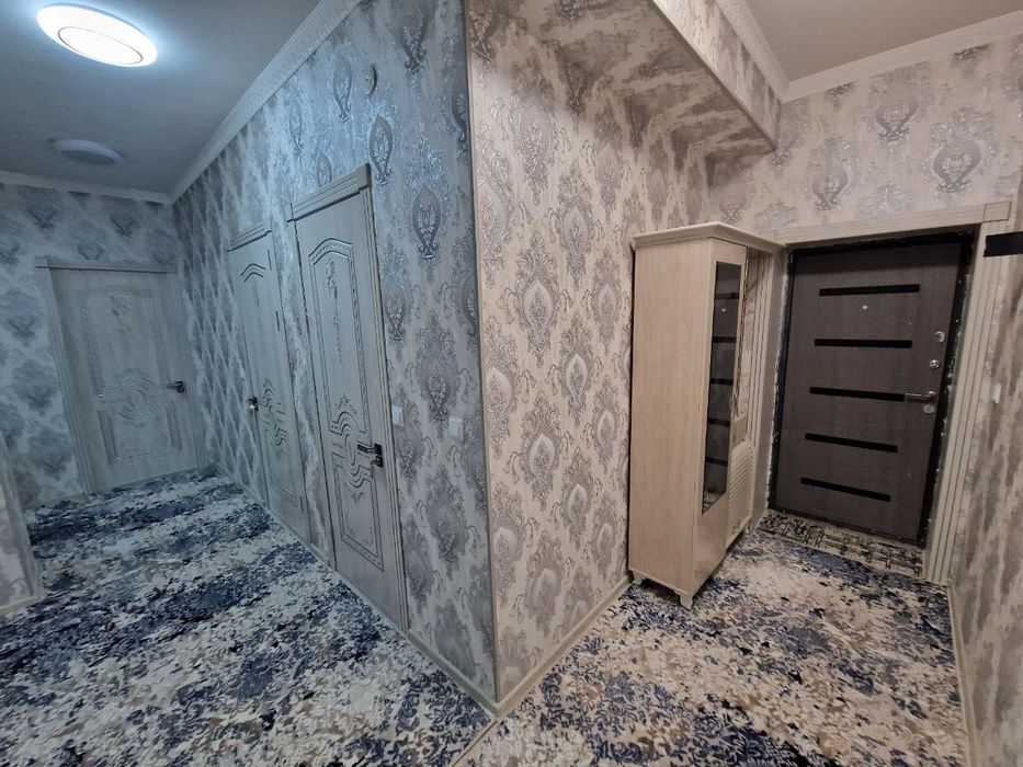 3 хонали квартира ижарага берилади! Калеенский. Киргиз