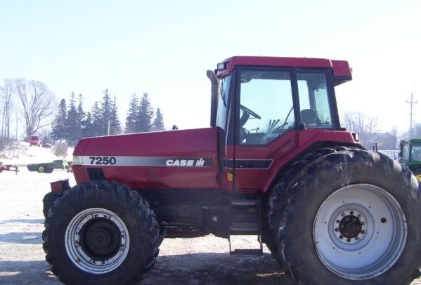 Dezmembrez Case Magnum 7250