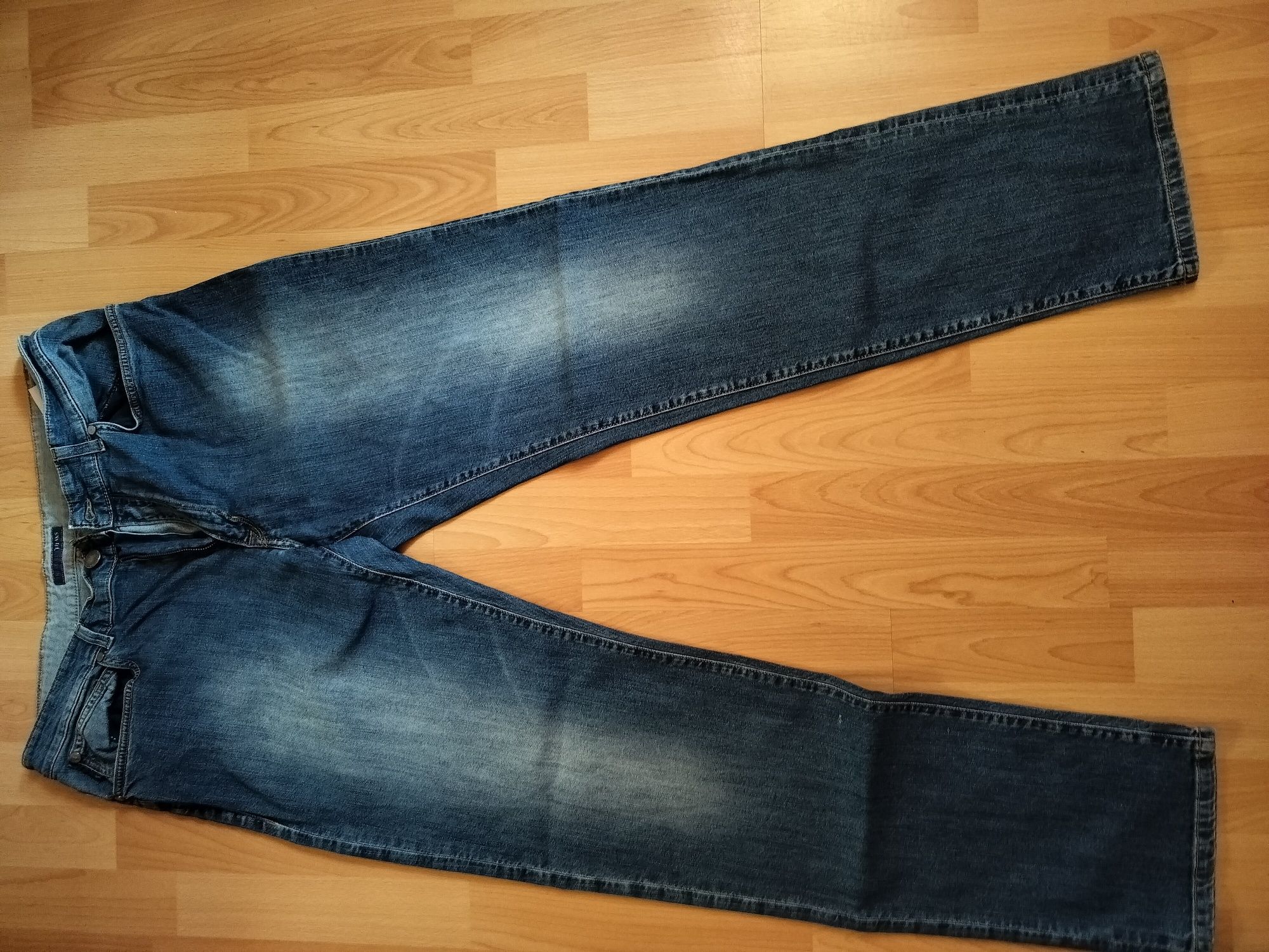 Blugi Trussardi ,originali,mărime 38/32 (XXL)