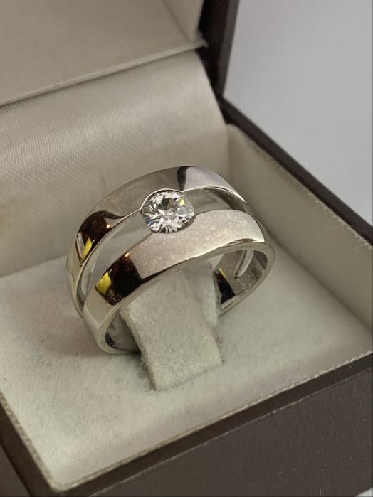 Inel aur alb 18kt.cu diamant 0.55ct