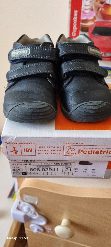 Детски Обувки Биомеханикс 3 чифта 1-20н.2-21н. 3-21н. Цена за 1 чифт е