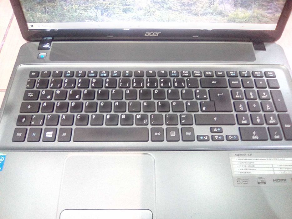 Лаптоп ECER Aspire E1-731 - 2 ядра , 2 процесора