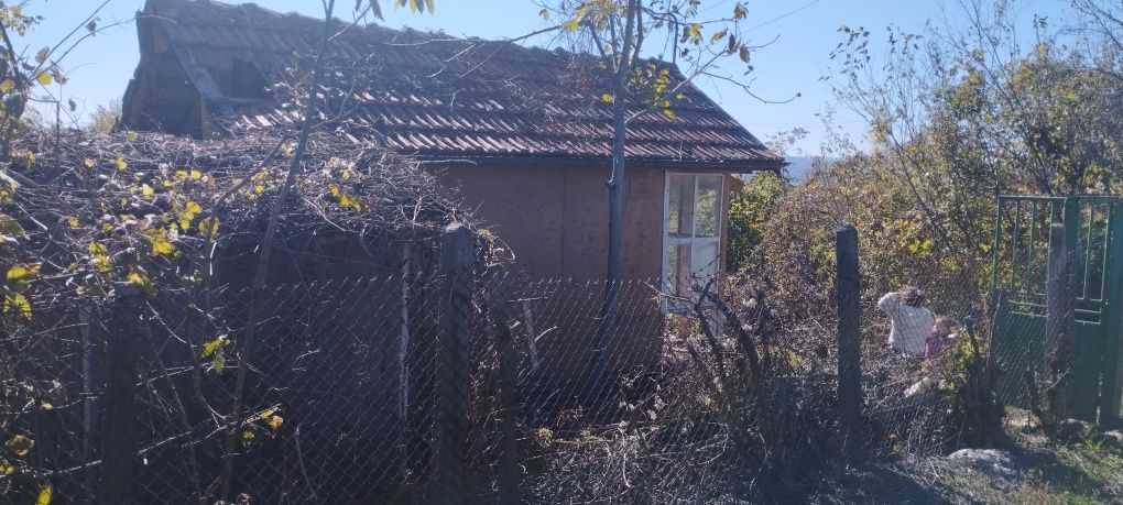 Продава се Къща в Разград, Орел - 12 кв.м за 2125 €/кв.м - Снимка #2