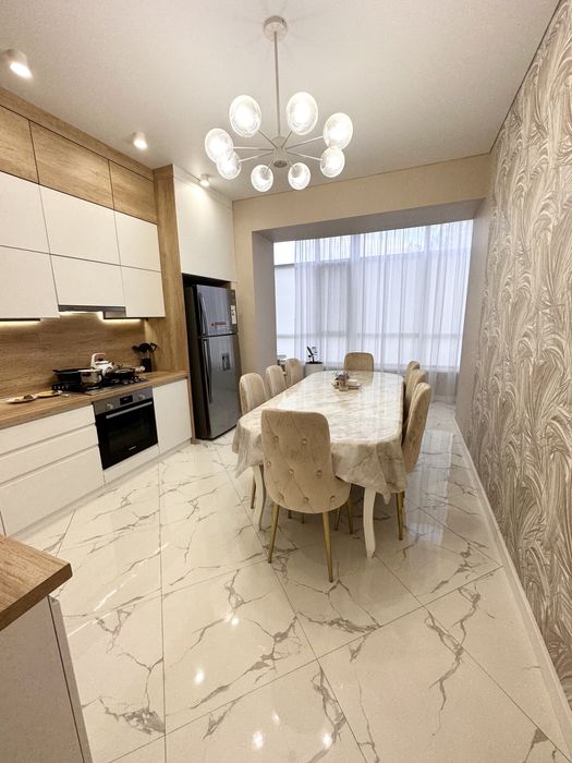 Продам квартиру район Старый Аэропорт