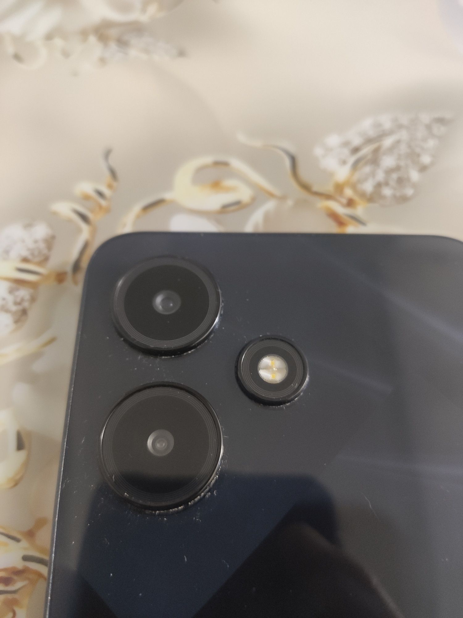 Infinix Hot 30i – Juda Zo‘r Holat, PUBG 45 FPS, Yangi Telefonni Eslata