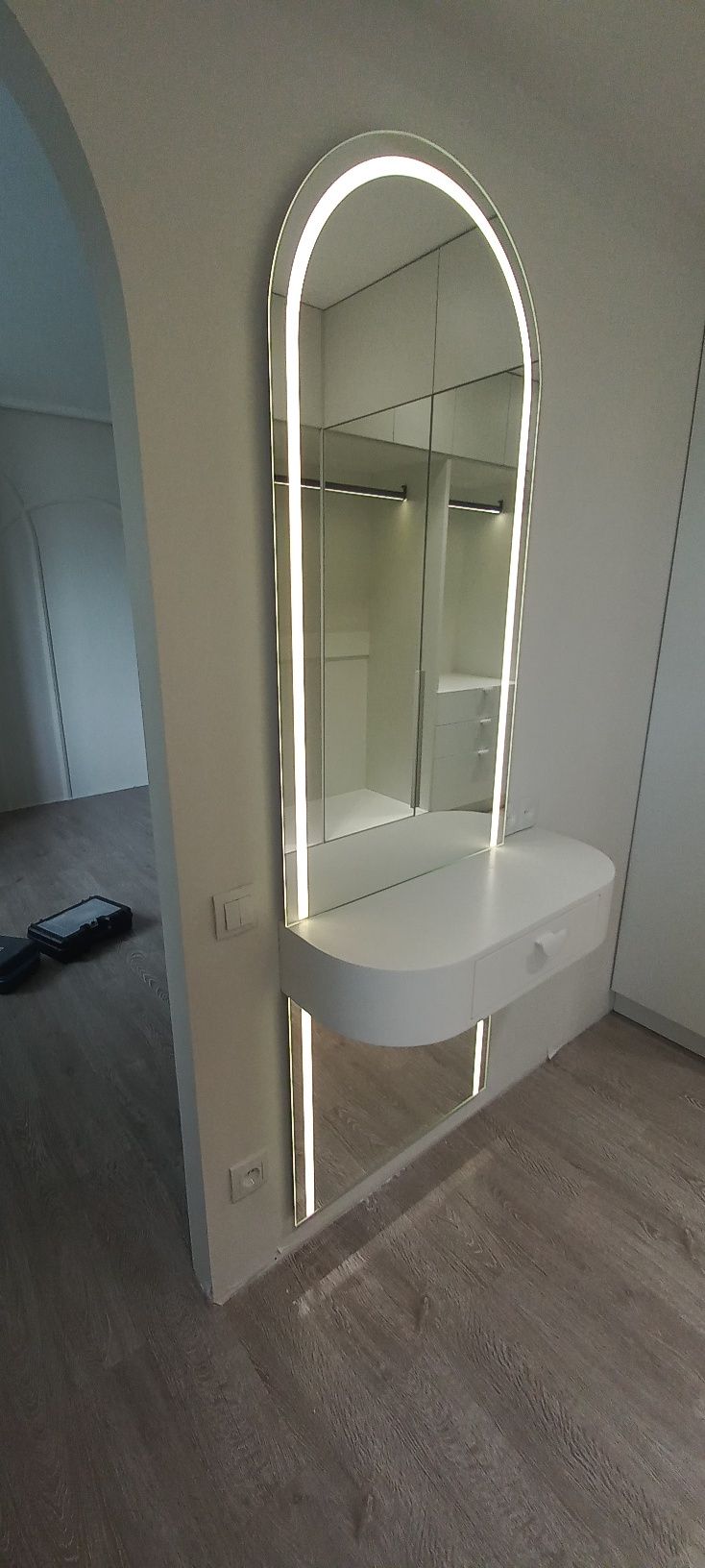 Zamonaviy oynalar istalgan turdagi 30$Dan boshlab