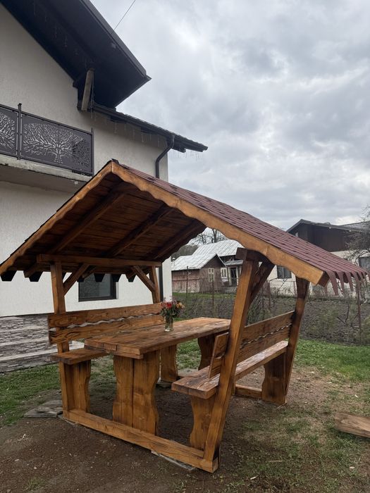 Foisor rustic gradina