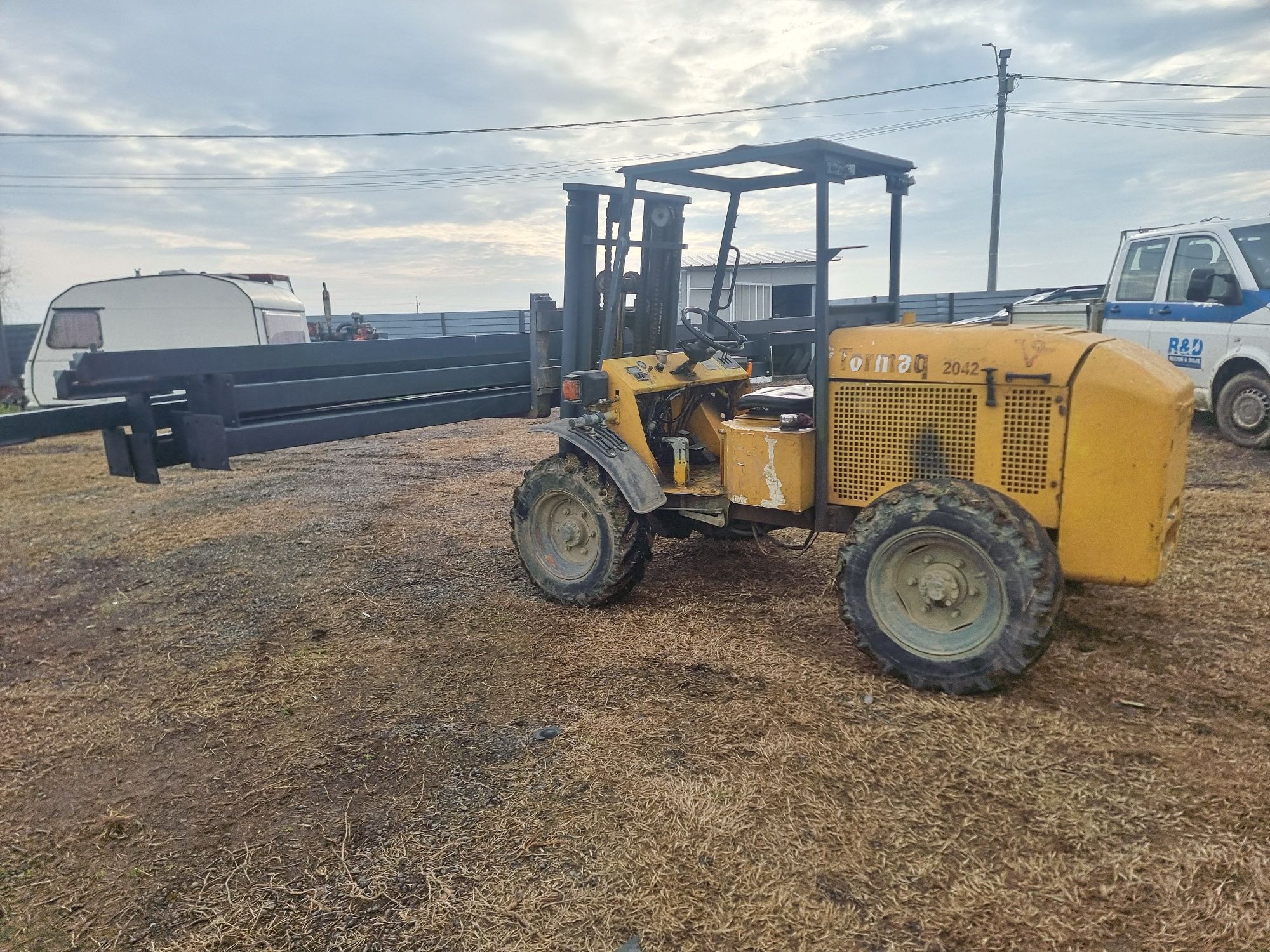 Tormac stivuitor teren accidentat 2.5 Tone