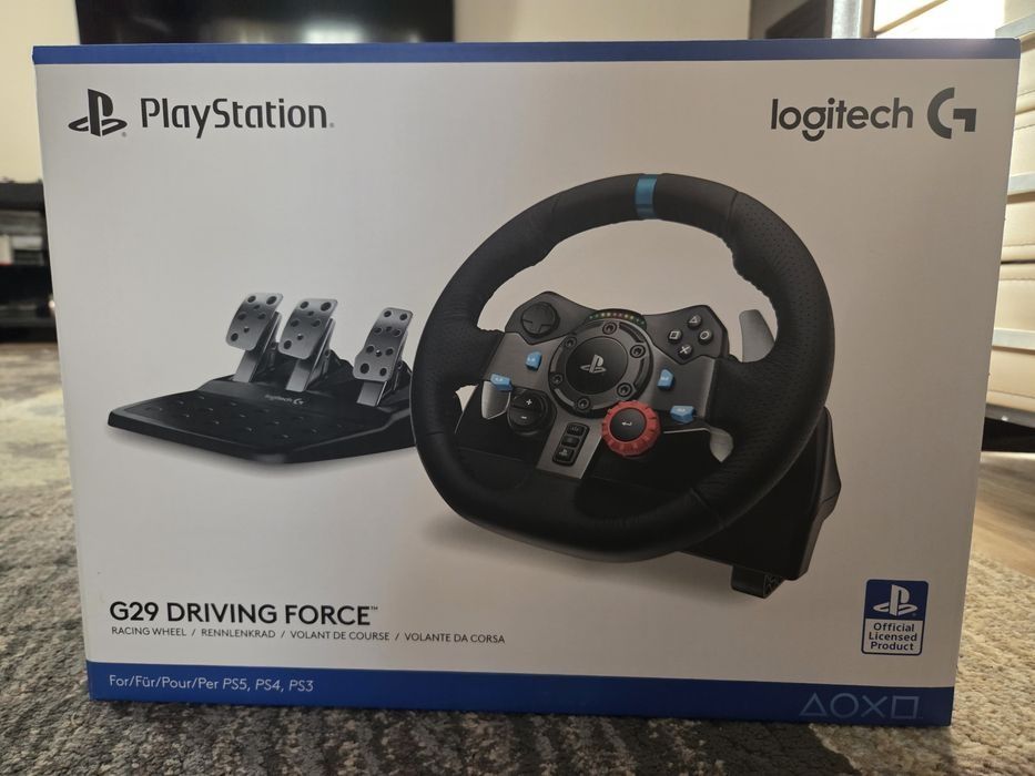Volan Logitech G29 cu pedale și schimbator