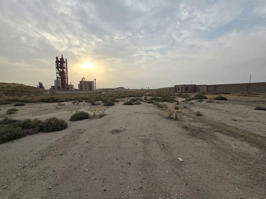 Нотурар ишлаб чикариш Супер срочно 121-соток  кадастр