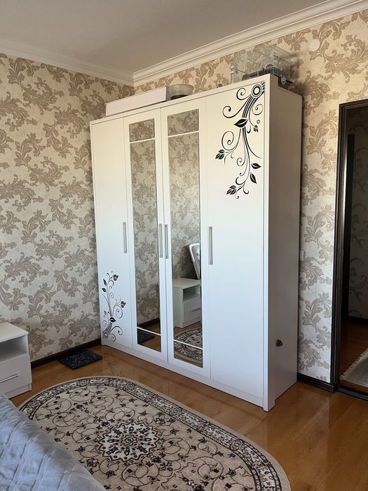 Продам спальный гарнитур