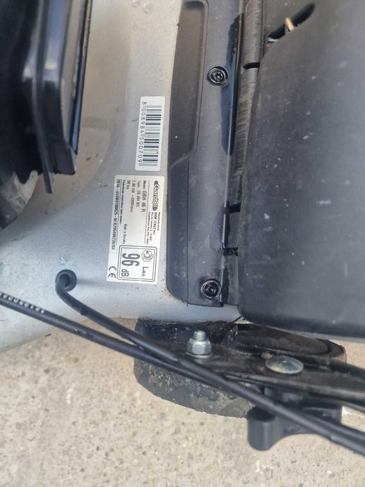 Masina de tuns iarba HONDA pe benzina cu Tractiune si COS 4CP Perfecta