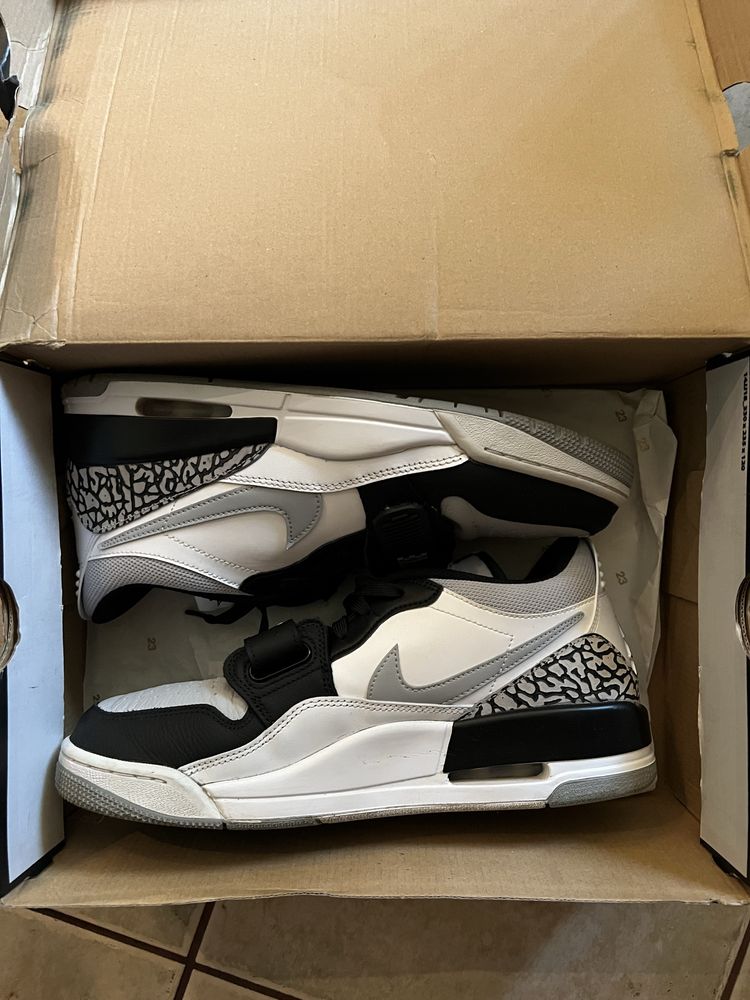 Обувки Nike Jordan 312 low