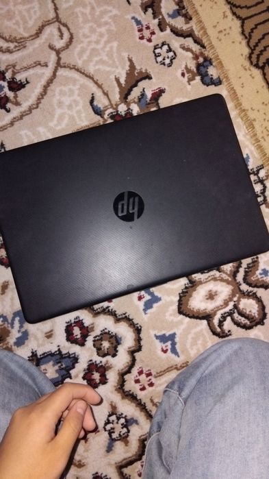 Ноутбук hp  сатылады
