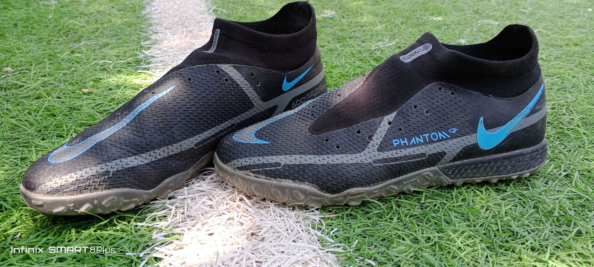 Nike fhantom gt2 academy df tf черно синий 9,5 сороконожки