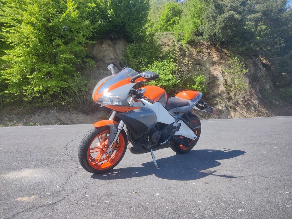 Buell 1125r xb similar KTM  Ducati Aprilia triumph triumph