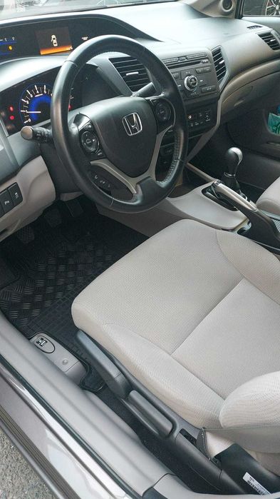 Honda Civic Sedan 1.8 i-VTEC, 2016, 59.950 km, întreținută Honda Nord