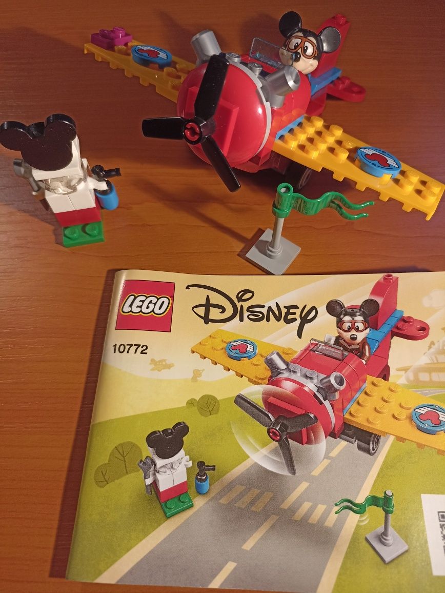 Vând lego 10772 Mickey aviator