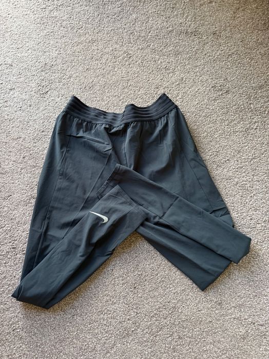 Дамско долнище Nike