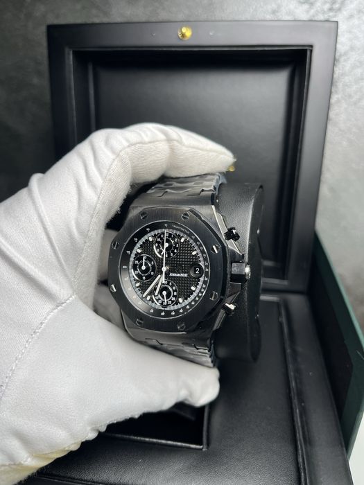 Часовник Audemars Piguet НАМАЛЕН!