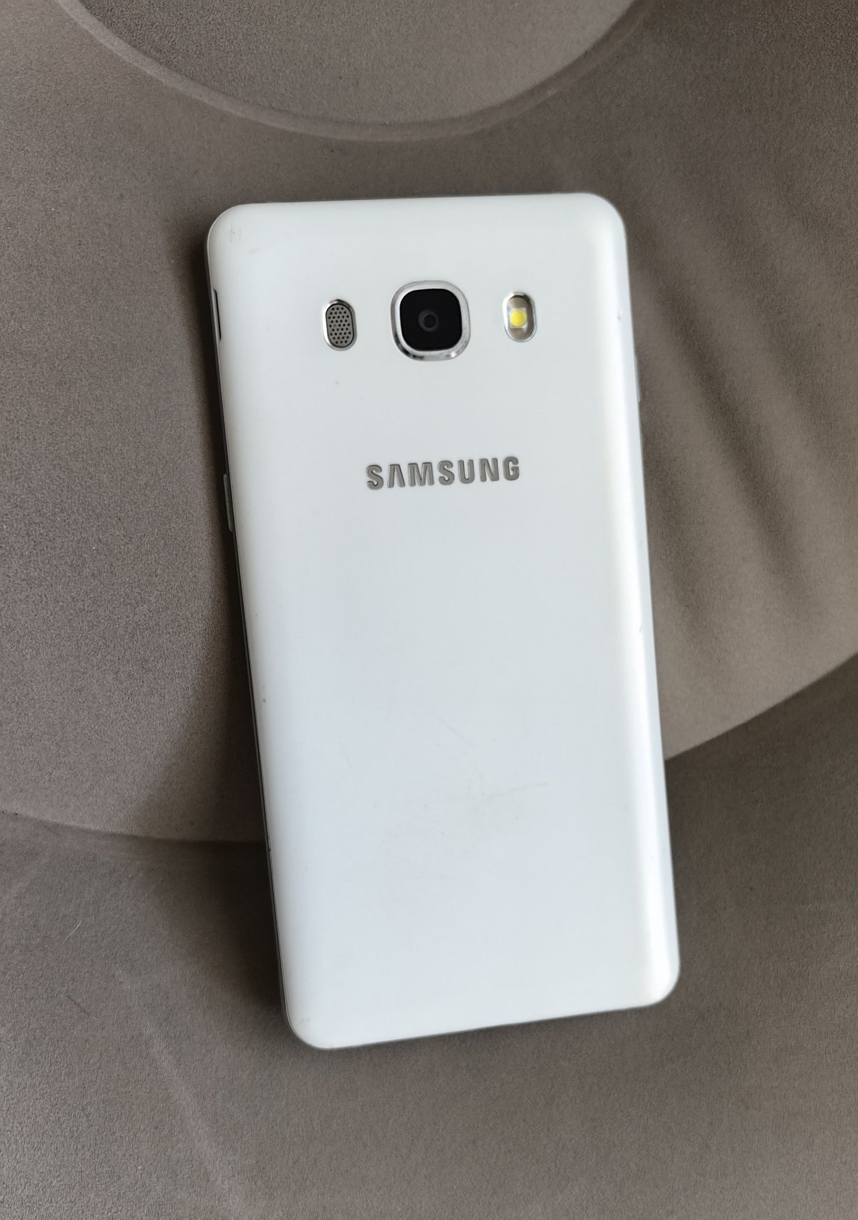 Samsung Galaxy J5