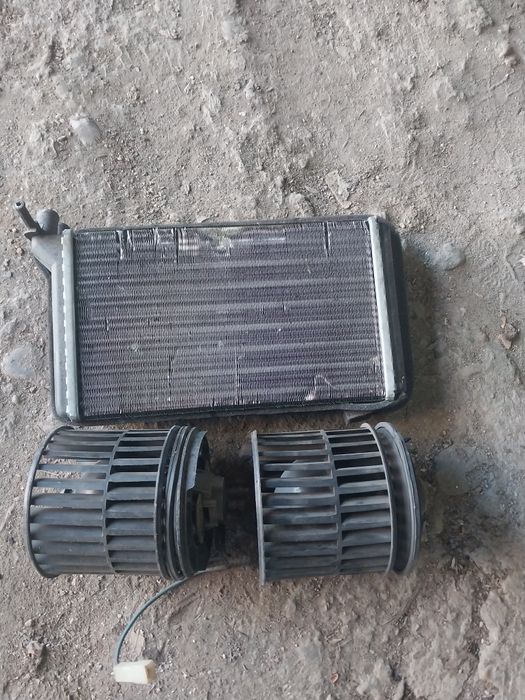 Продам радиатор печки и моторчики на ваз 2110,11,12