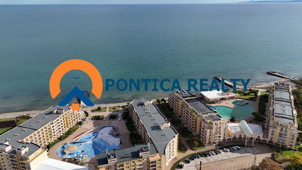 Тристаен апартамент на първа линия море в Ахелой