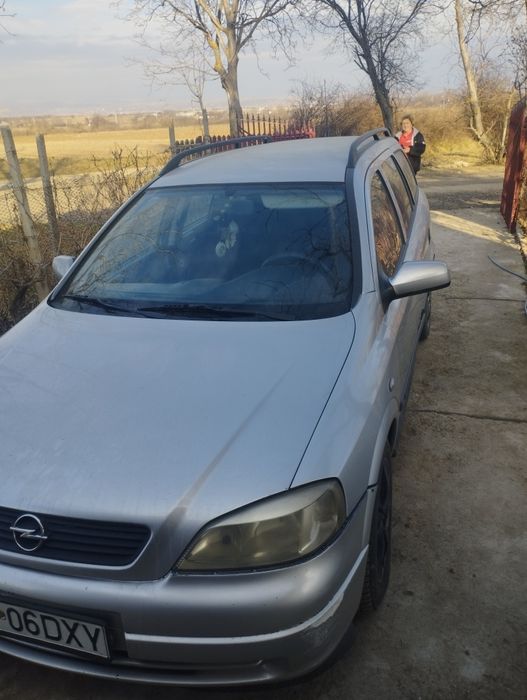 Vând opel Astra g. Motor 2.0
