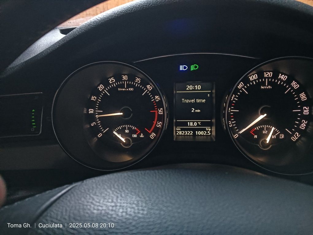 Vând Skoda superb