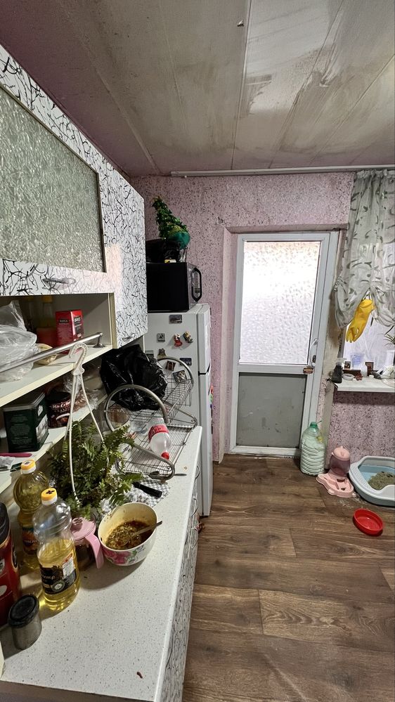 ПРОДАМ ДОМИК, СТАРЫЕ-СЕРГЕЛИ,  0,5/Соток, 2/Комнатная, 1-Этажный дом