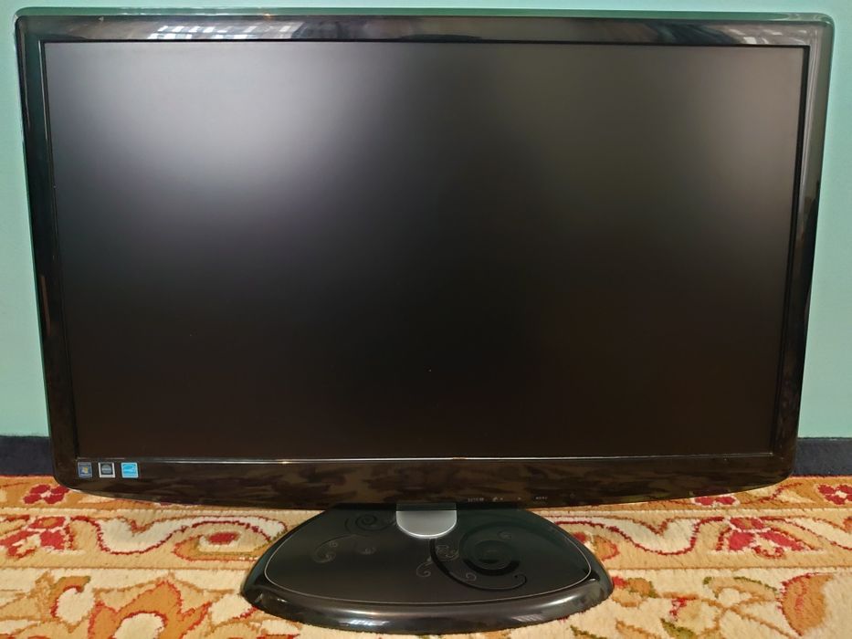 Monitor AOC 24 duyumli