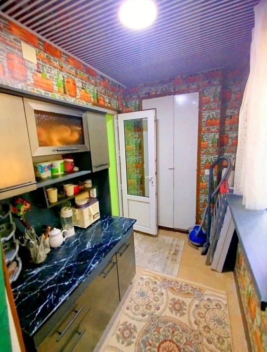 Продаётся квартира Чиланзар 25 квартал бал 2/6 меб тех 1в2*3*5