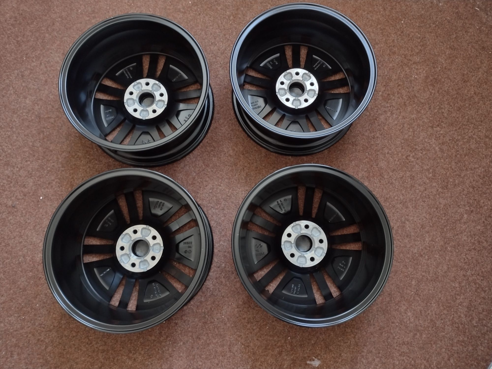 Jante Noi R17  VW e Golf 6 7 8 GTE Passat -Noi Impecabile 5 x 112 R17